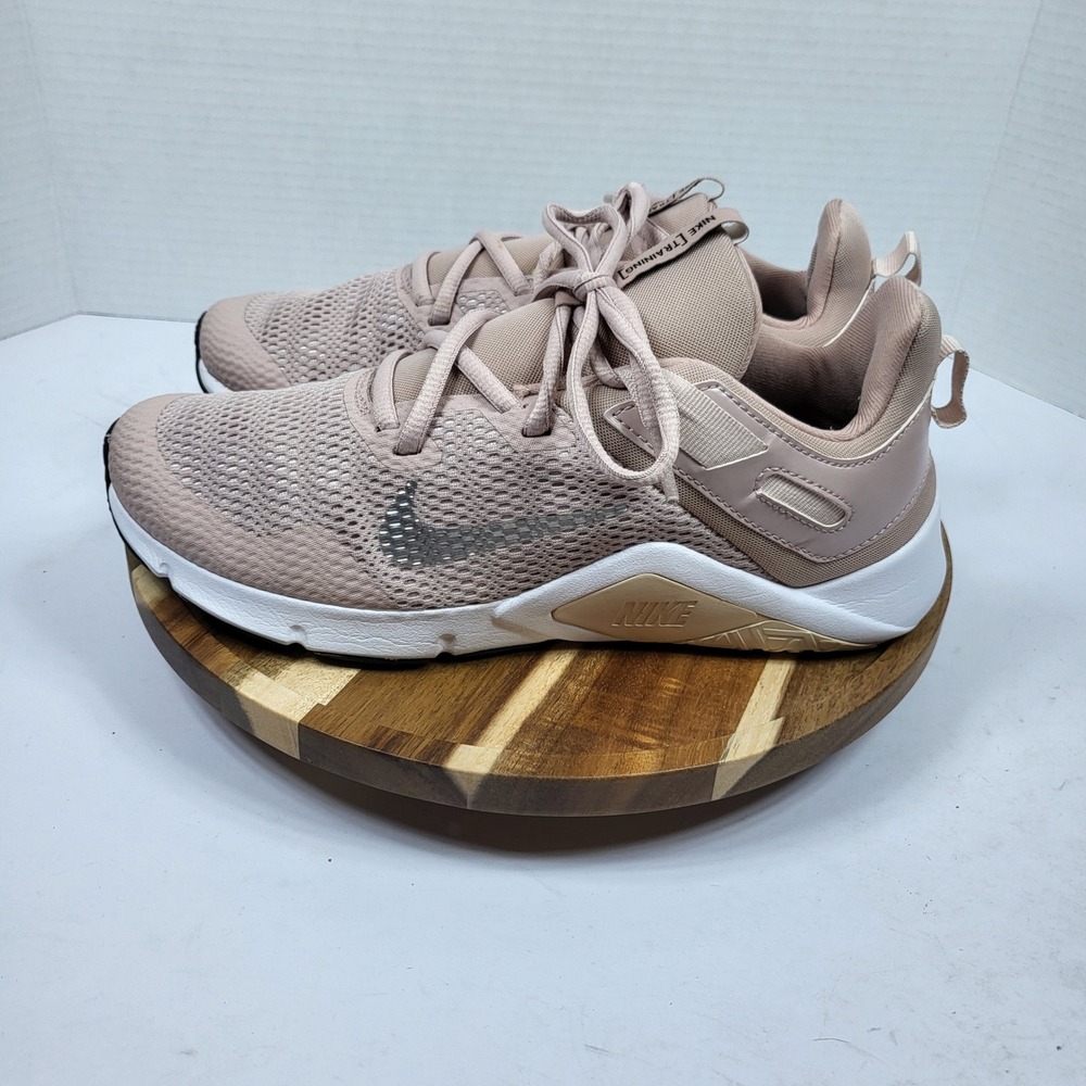 Nike Legend Essential 2 Women 8.5 Pink Excellent Training Gym CD0212-200